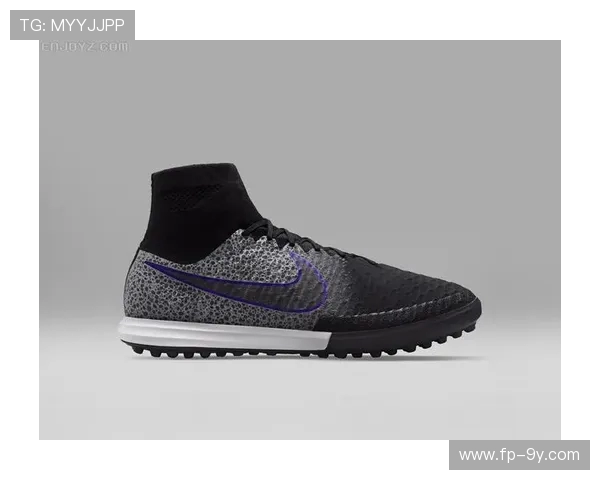 围绕耐克灰色足球背包打造运动风尚指南与装备精选推荐全面解读系列